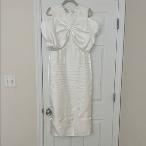 Elegant White Satin Dress with Bow Detail